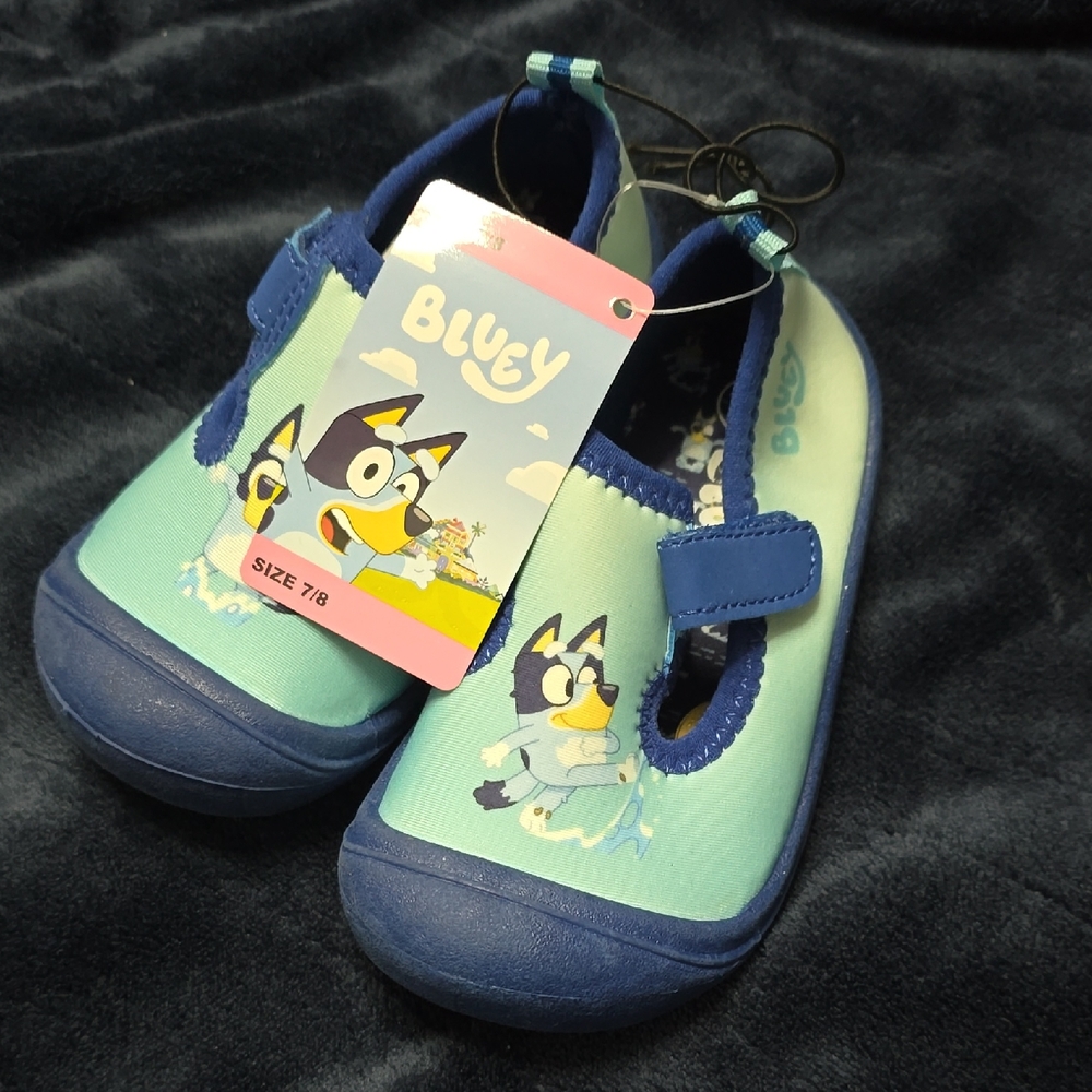 Bluey Water Shoes Sz 7/8